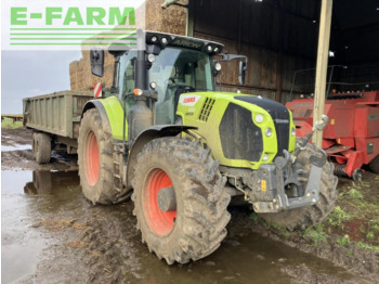 Trator CLAAS Arion 650
