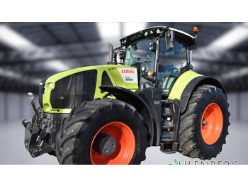 Trator CLAAS Axion 950