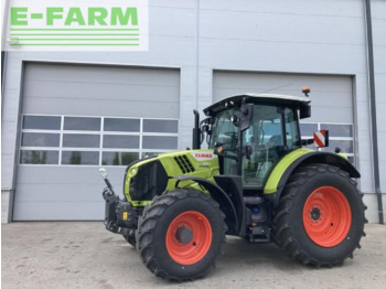 Trator CLAAS Arion 530