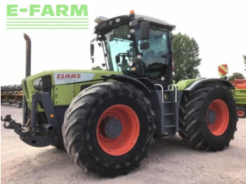 Trator CLAAS Xerion 3800