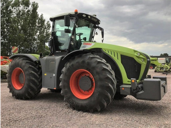 Trator CLAAS Xerion 4000