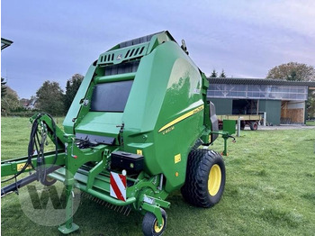 Enfardadeira de fardos redondos JOHN DEERE