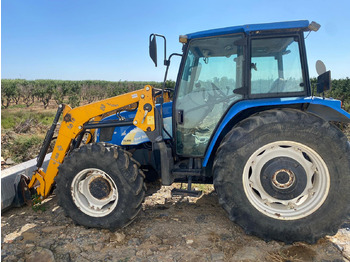 Trator NEW HOLLAND TL