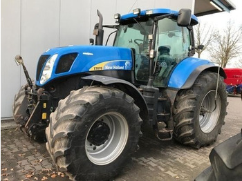 Trator NEW HOLLAND T7000