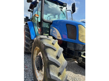 Trator NEW HOLLAND TL90