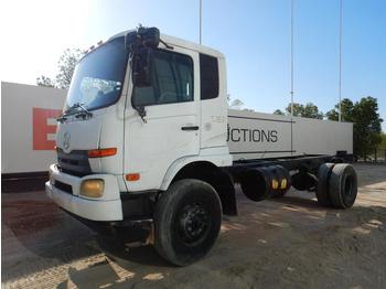 Camião chassi 2012 Nissan UD 4x2 Chassis Cab, A/C: foto 1