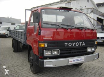 Toyota W95L-MDDT3 - Camião basculante