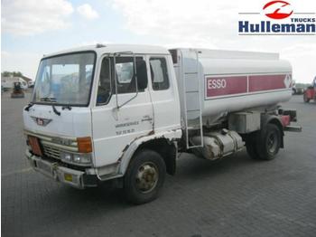  DIV HINO FD 174 SA ECONO DIESEL 4X2 STEEL SUSSPE - Camião chassi