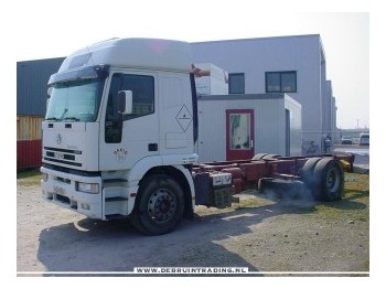 Iveco 260E 27 4X2 long chassis - Camião chassi