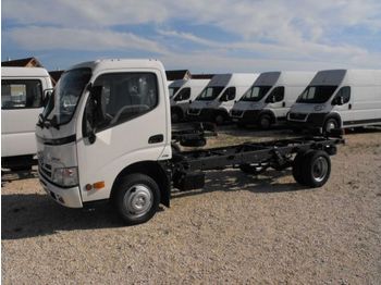 Toyota Dyna 150, 144Ps, 3350mm Fahrg. mit Terra EURO5  - Camião chassi