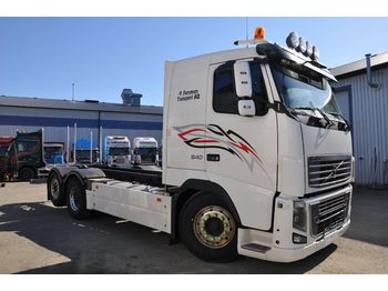 Camião chassi VOLVO FH16 6X2 550