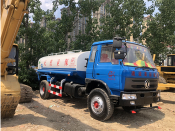 DONGFENG Water tanker truck - Camião cisterna