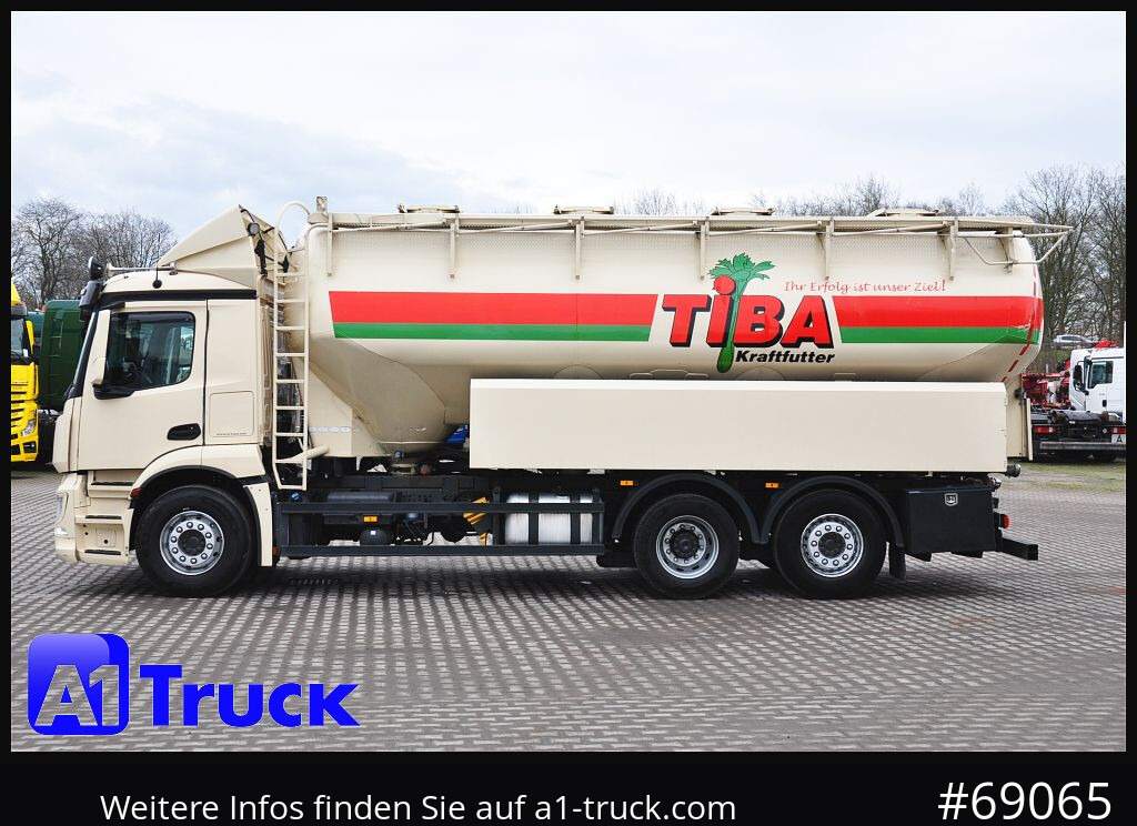 Camião cisterna MERCEDES-BENZ Antos 2540, Silo 31m³, Futter Heitling 4 KA