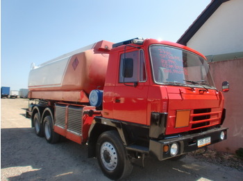 Tatra 815 6x6 - Camião cisterna