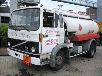Volvo F610 - 5600 LITERS - Camião cisterna