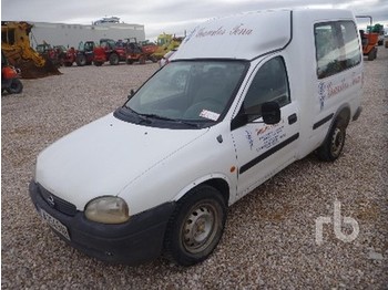 Opel COMBO TOUR 1.7D - Camião furgão