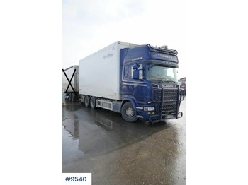 Camião furgão Scania R730