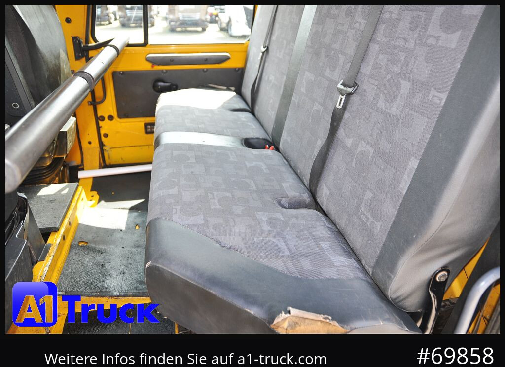 Camião grua MERCEDES-BENZ Unimog U 5000 437/45 Kran Doka 6 Sitze