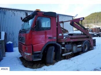 Camião multibenne Volvo FM7