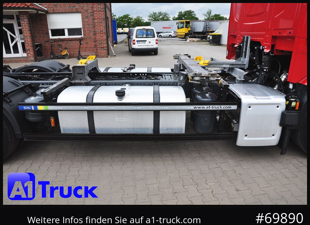 Camião transportador de contêineres/ Caixa móvel DAF XF 480, BDF, 7,45, 7,82, Lift-Lenkachse,