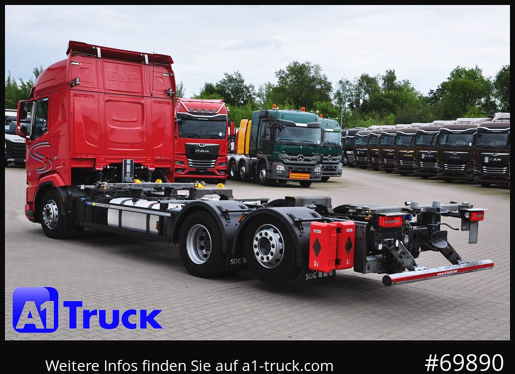 Camião transportador de contêineres/ Caixa móvel DAF XF 480, BDF, 7,45, 7,82, Lift-Lenkachse,