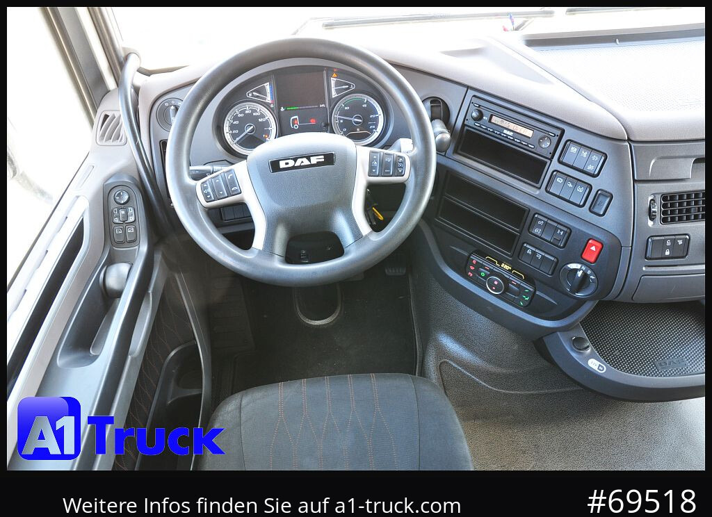 Camião transportador de contêineres/ Caixa móvel DAF XF 480 FAR Intarder, Multiwechsler 2x AHK
