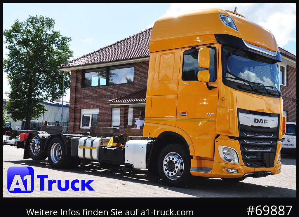 Camião transportador de contêineres/ Caixa móvel DAF XF 480, MultiBDF, 7,45, Standklima, LBW,