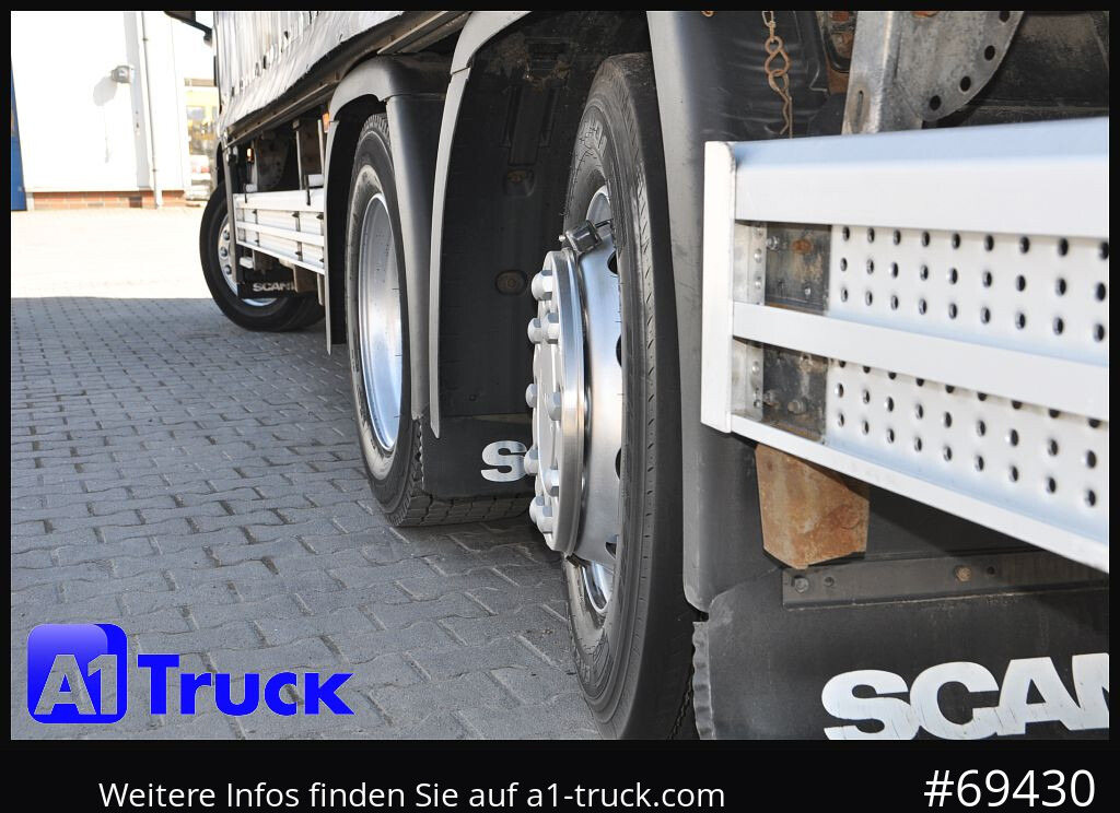 Camião transporte de bebidas SCANIA P 320 P 6x2,, Getränke, Lenkachse, LBW: Dhollandia DHLM 30