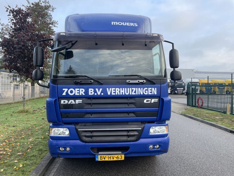 Camião transportador de contêineres/ Caixa móvel DAF CF 65 Verhuiswagen 20/25 foot ! origineel 220.000 km: foto 3