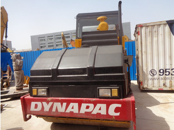 DYNAPAC CC421 - camião