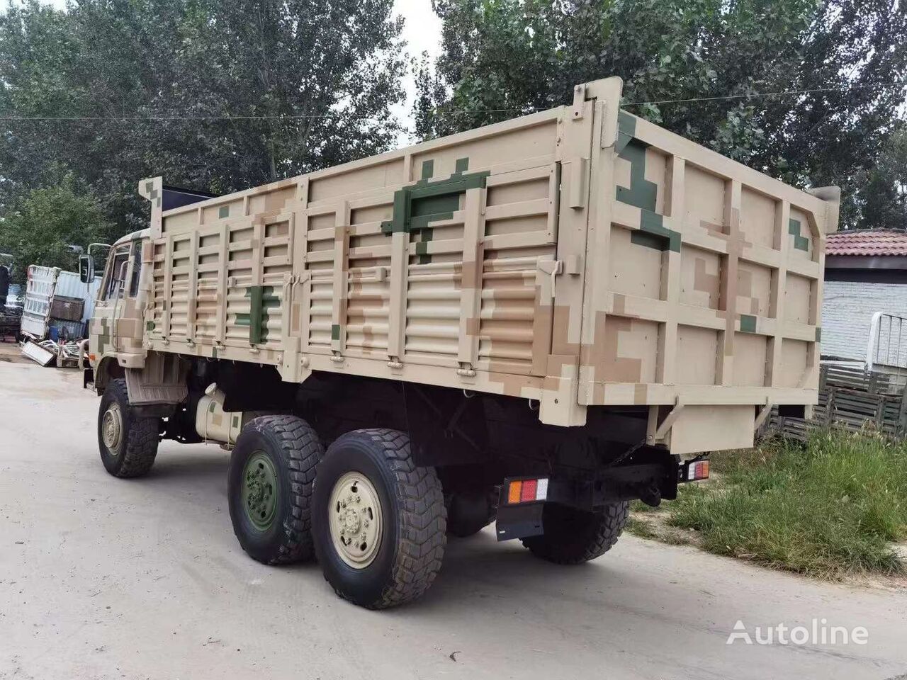 Camião basculante Dongfeng 246 off-road 6 wheels drive all terrain tipper truck dumper: foto 4