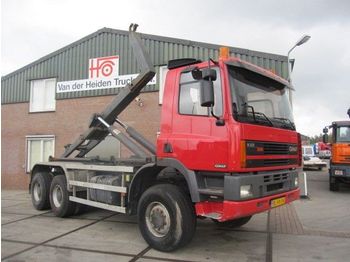 Camião transportador de contêineres/ Caixa móvel Ginaf M3331 6x6 met 25 TON VDL: foto 1