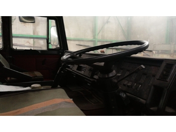 Camião de caixa aberta/ Plataforma Iveco 190.26 RHD: foto 3
