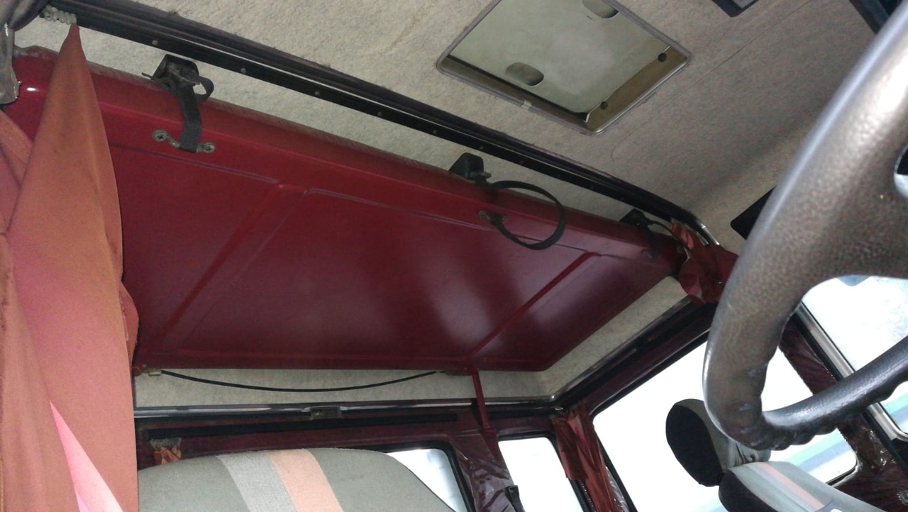 Camião de caixa aberta/ Plataforma Iveco 190.26 RHD: foto 5