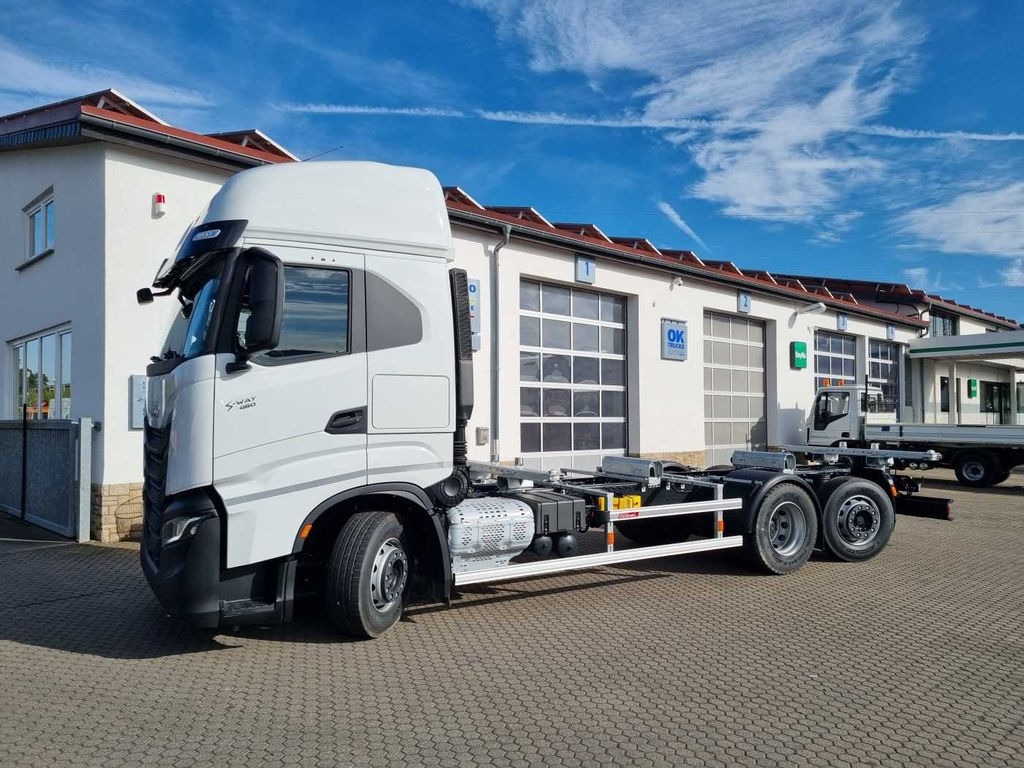 Camião transportador de contêineres/ Caixa móvel novo Iveco AS260S46 6x2 BDF-Wechsler: foto 8