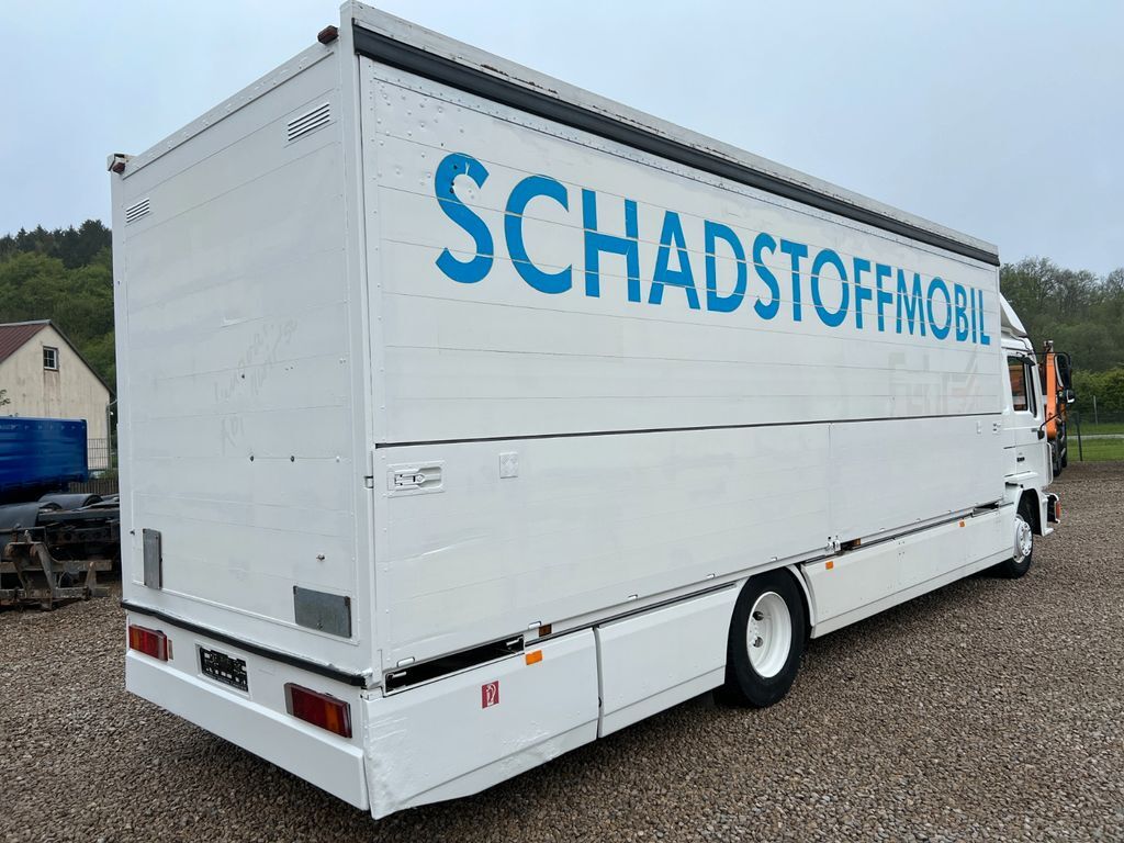 Camião transporte de bebidas MAN 14.272 Schwenkwand / Schadstoffmobil: foto 2