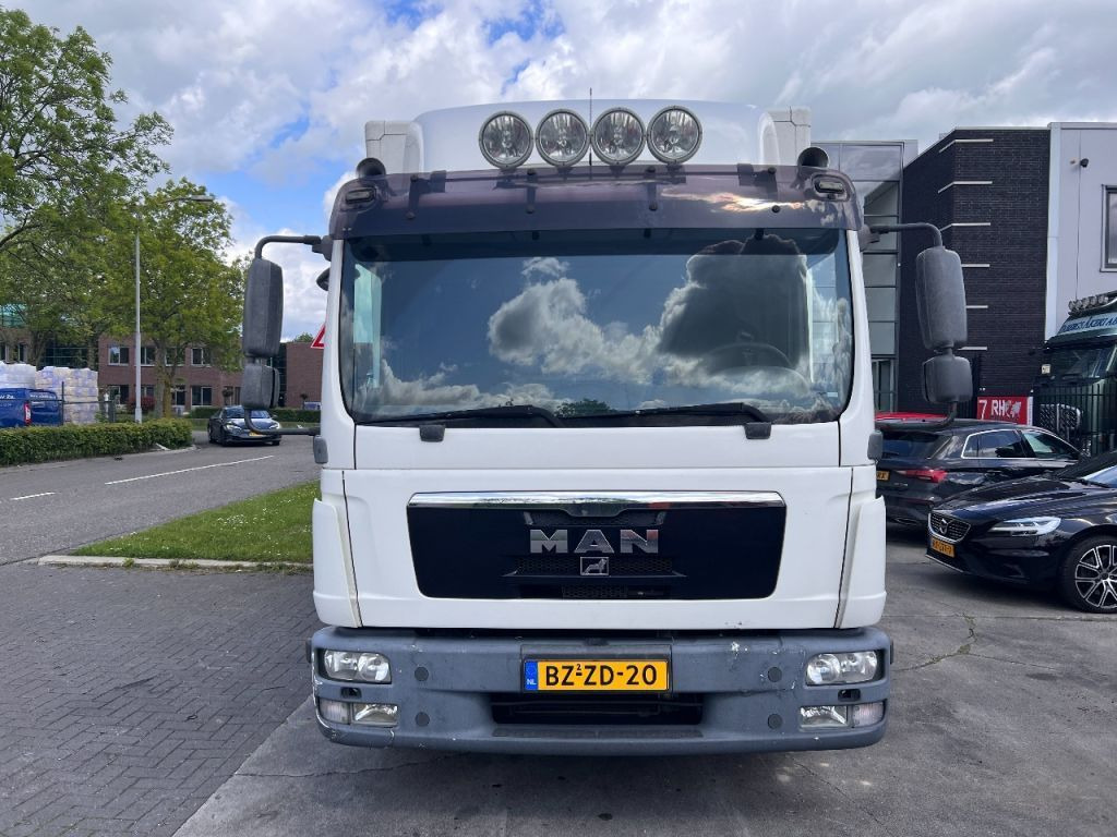 Camião furgão MAN TGL 12.220 4X2 EURO 5 - 12 TONS + DHOLLANDIA: foto 2