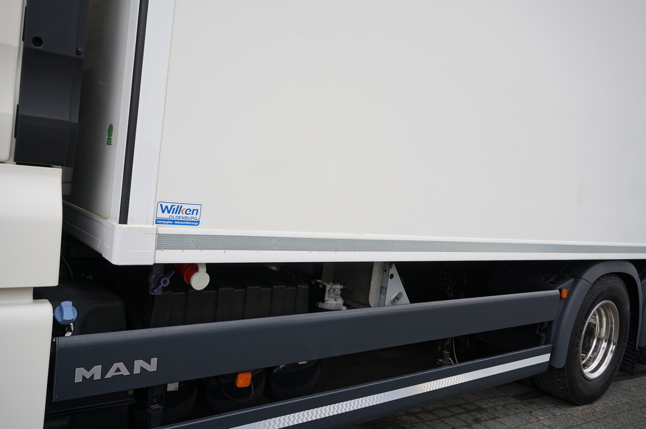 Camião frigorífico Man TGX 26.510 6×2 E6 refrigerated truck / ATP/FRC / 18 pallets / year 2020: foto 22