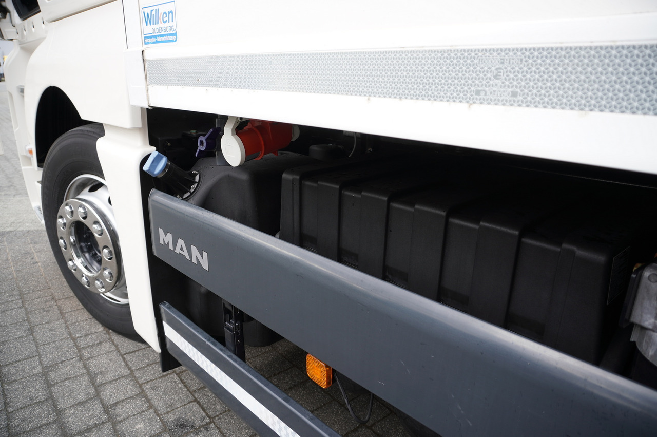 Camião frigorífico Man TGX 26.510 6×2 E6 refrigerated truck / ATP/FRC / 18 pallets / year 2020: foto 21