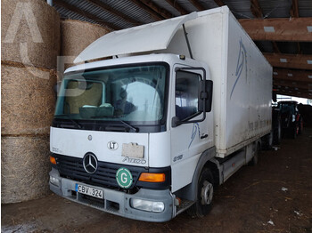 Camião transporte de gado Mercedes-Benz 815: foto 1