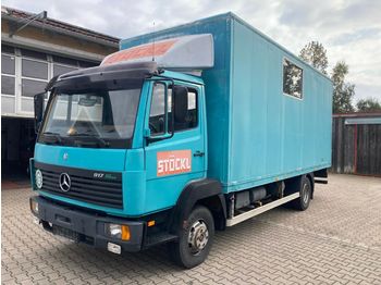 Camião transporte de gado Mercedes-Benz 817 Pferdetransporter 3 Plätze Sattelkammer: foto 1