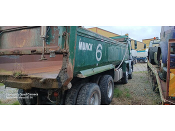 Camião basculante para transporte de materiais a granel Mercedes-Benz Actros 3236 Axor 3236 Dump 8x4 spring Manual: foto 4