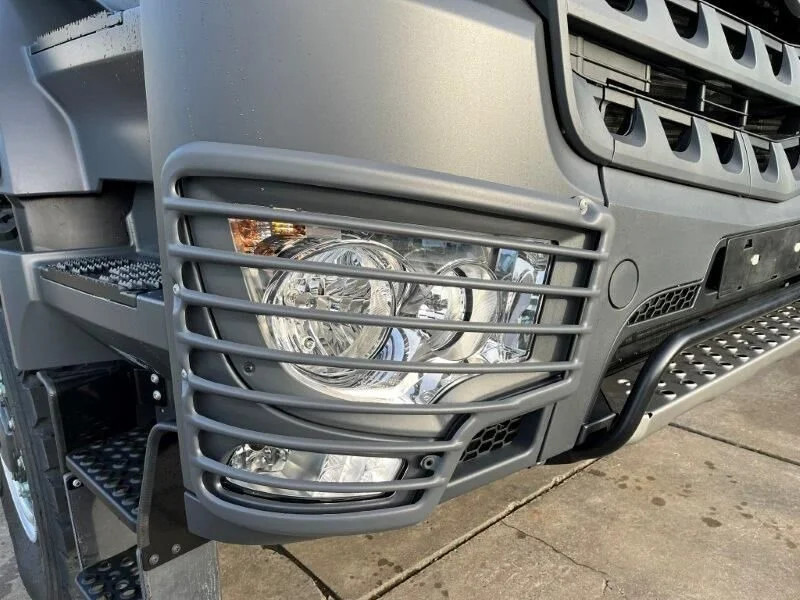 Camião chassi novo Mercedes-Benz Arocs 4040 A 6x6 Chassis Cabin (5 units): foto 11