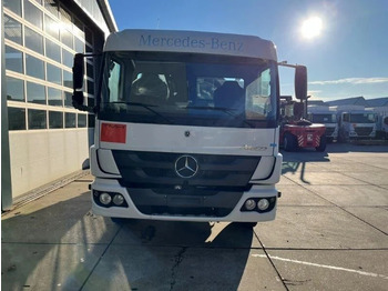 Camião cisterna para transporte de combustível novo Mercedes-Benz Atego 1418 4x2 Fuel Tank Truck: foto 4