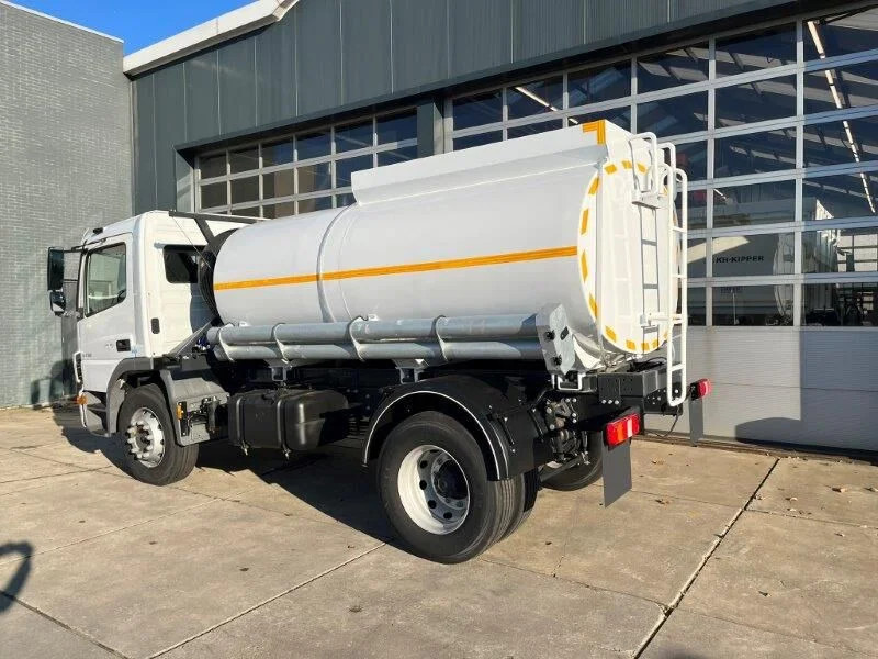 Camião cisterna para transporte de combustível novo Mercedes-Benz Atego 1418 4x2 Fuel Tank Truck: foto 3
