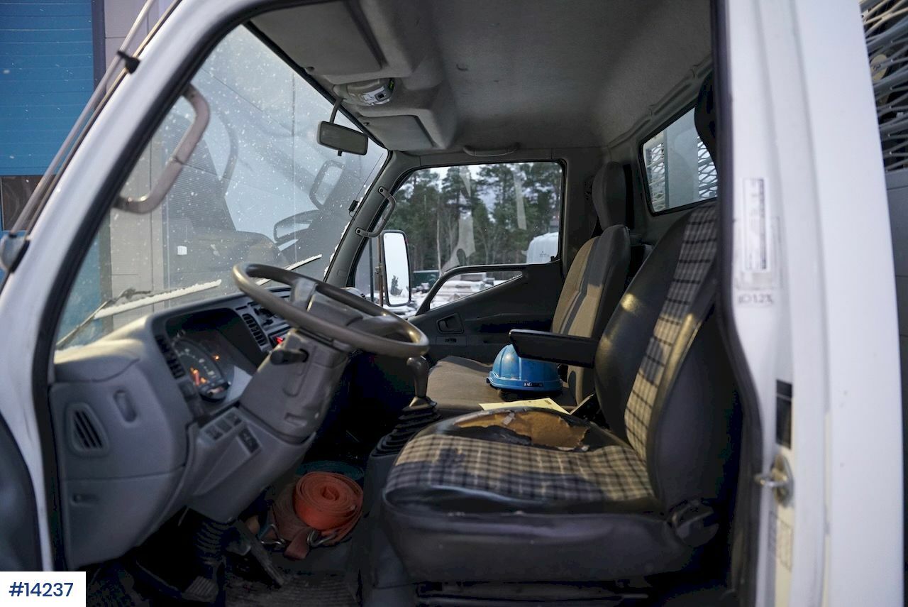 Camião de caixa aberta/ Plataforma Mitsubishi Canter FE659: foto 26