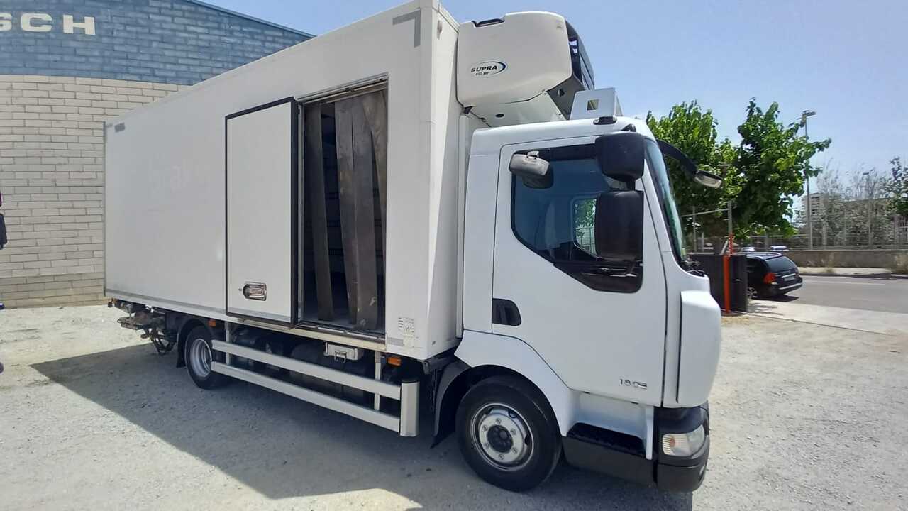 Camião frigorífico para transporte de alimentos RENAULT MIDLUM 180.10: foto 13