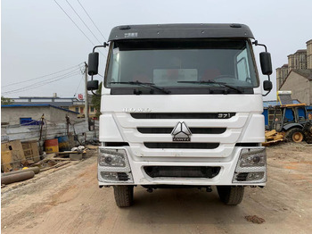 Camião basculante para transporte de máquinas pesadas SINOTRUK HOWO Dump truck 371 6x4: foto 3