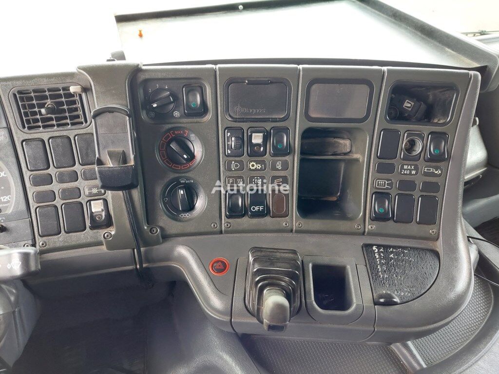 Locação financeira de Scania 124.420 4x2 Scania 124.420 4x2: foto 44