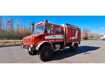 Camião cisterna Unimog U4000 TLF Feuerwehr DOKA 4x4 Löschfahrzeug: foto 1